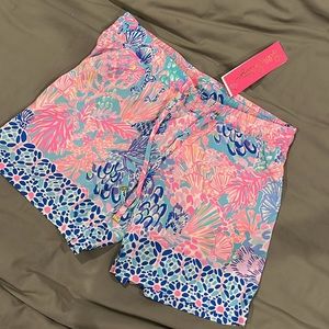 NWT Xs Lily Pulitzer shorts!